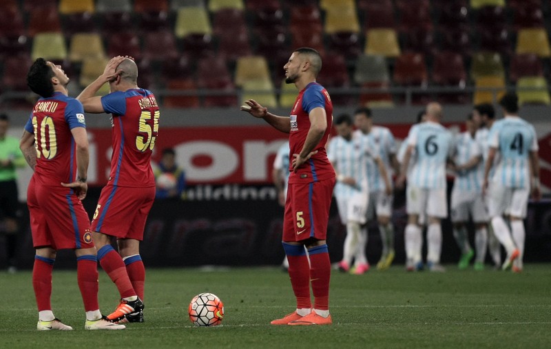 Jucătorii de la Steaua, în blocaj psihic: ”N-au limpezime la «bibilică», nu știu pe ce lume trăiesc!”