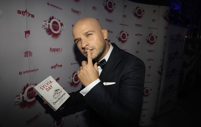 FOTO EXCLUSIV/ Ea l-a înșelat, el a divorțat. Andrei de la Alb-Negru, superaroganță în public la adresa fostei soții