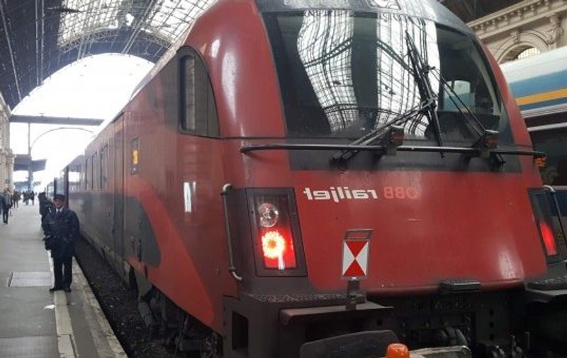 Se introduce tren direct Viena - Satu Mare. Peste tot va circula cu 200 de km/h, nu și în România, unde va parcurge și un sector de cale ferată neelectrificată!