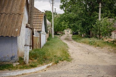 Cândva, ulițele satului Molovata erau pline de copii și tineri, astăzi, ei preferă să plece la oraș sau peste hotare