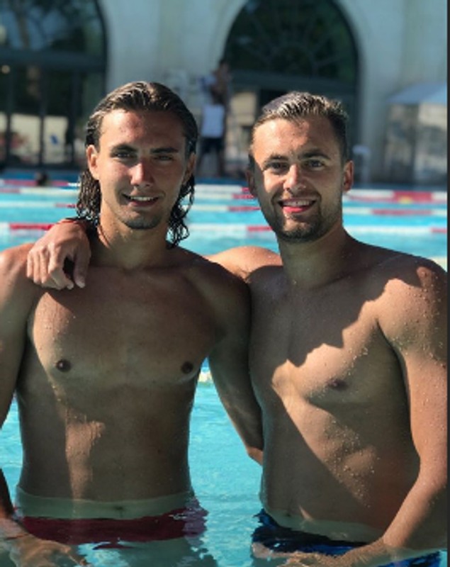 Cum arată Virgiliu Postolachi la bustul gol. Fotbalistul lui PSG, dorit la naționala României, face ravagii la piscină / GALERIE FOTO&VIDEO