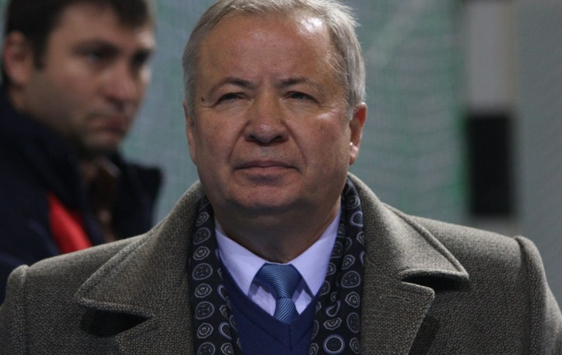 Doliu în lumea voleiului din România. Un milionar român, fost președinte al echipei de volei Piatra Neamț, a murit din cauza COVID-19