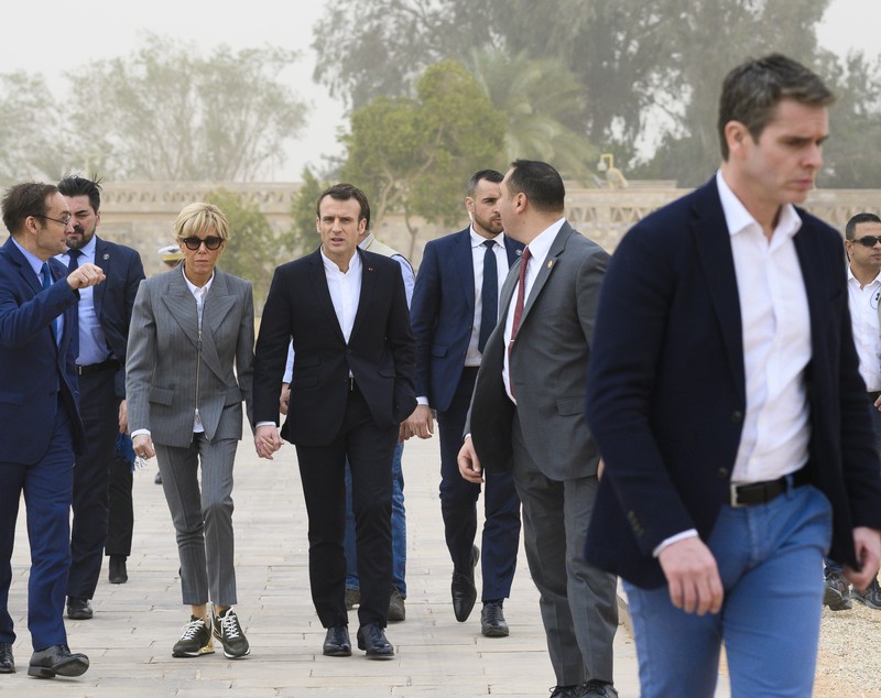 FOTO | Brigitte Macron, apariție neașteptată în timpul vizitei la un templu din Egipt
