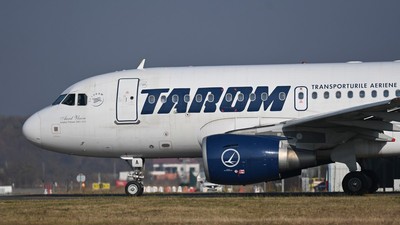 Avion Tarom. Foto: Hepta