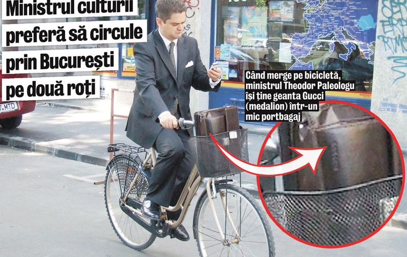 Paleologu, cu geantă de 2.000 de euro, călare pe bicicletă