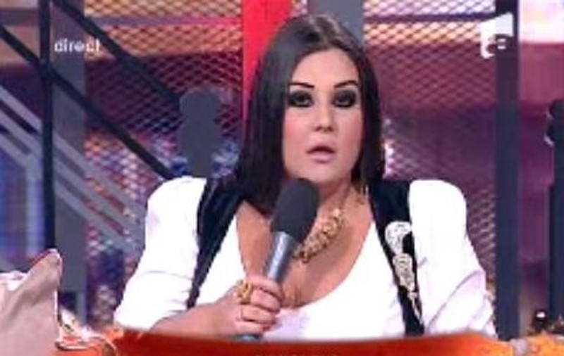 Bianca Rus, hărţuită de bucătarul Gheorg: "Mă pupa şi se deschidea la pantaloni"