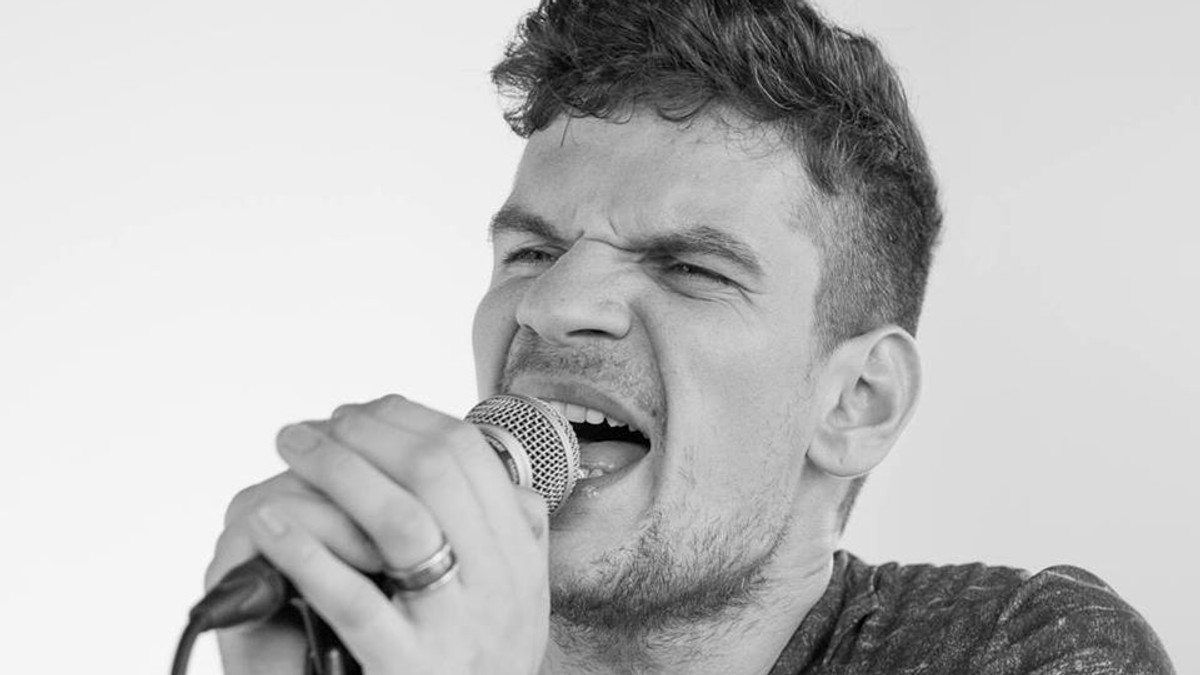 Tudor Chirilă face dezvăluiri incredibile despre începuturile sale în muzică. Ioan Gyuri Pascu i-a produs primul album
