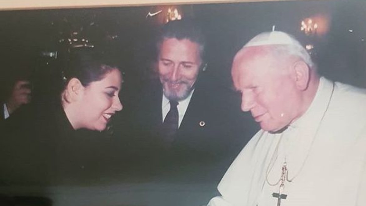 Oana Roman, despre diferențele dintre Papa Ioan-Paul al II-lea și Papa Francisc. "Sunt personalități total diferite"
