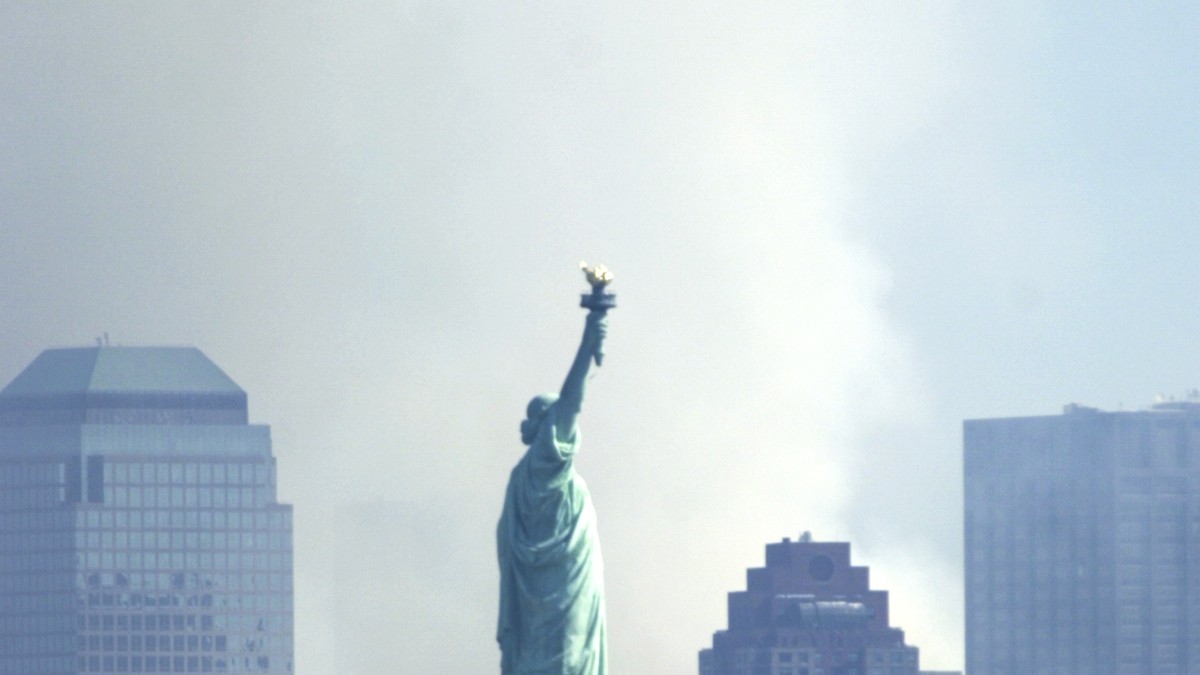 Statuia Libertății din New York, vandalizată de niște activiști anti-Trump