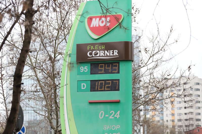 Prețurile la benzina și motorina din România sunt printre cele mai scumpe din Uniunea Europeană. Poză cu caracter ilustrativ. Foto: Libertatea/ Dumitru Angelescu