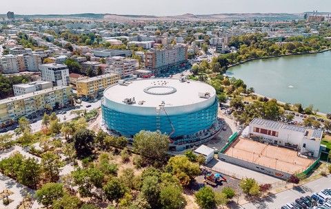 Sala Polivalentă din Tulcea va fi inaugurată în iulie 2026, anunță CNI, după trei termene ratate în ultimul an și problemele cu infiltrațiile