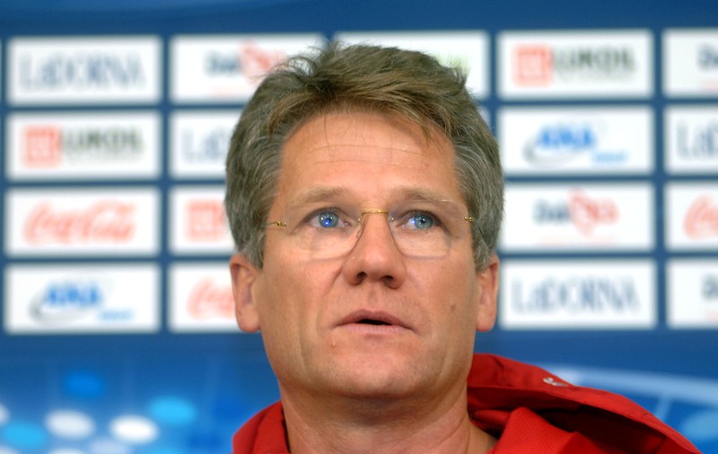 Loți Bölöni își împarte Crăciunul între familie și fotbal. "Când eram copil, Îngerul îmi aducea bradul și cadourile"
