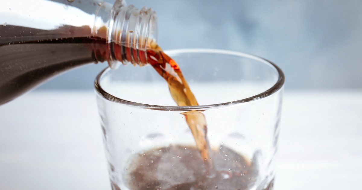 O femeie a intrat în comă după ce a luat o gură de cola dietetică (foto shutterstock)