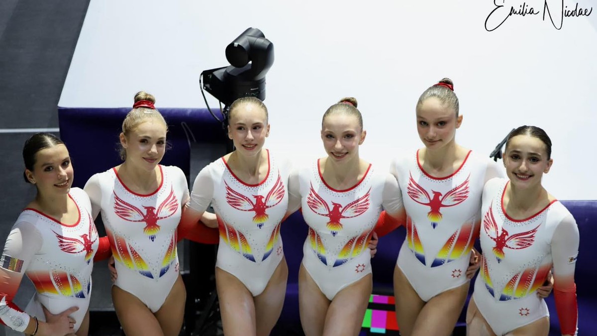 Echipa feminină de gimnastică a României. Foto: Facebook / Federația Română de Gimnastică