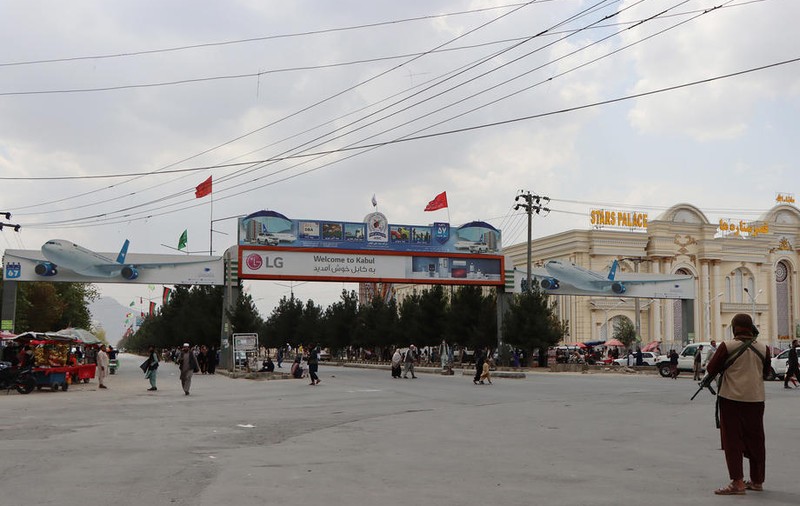 Talibanii au autorizat primul zbor comercial de pe aeroportul din Kabul, de la plecarea americanilor