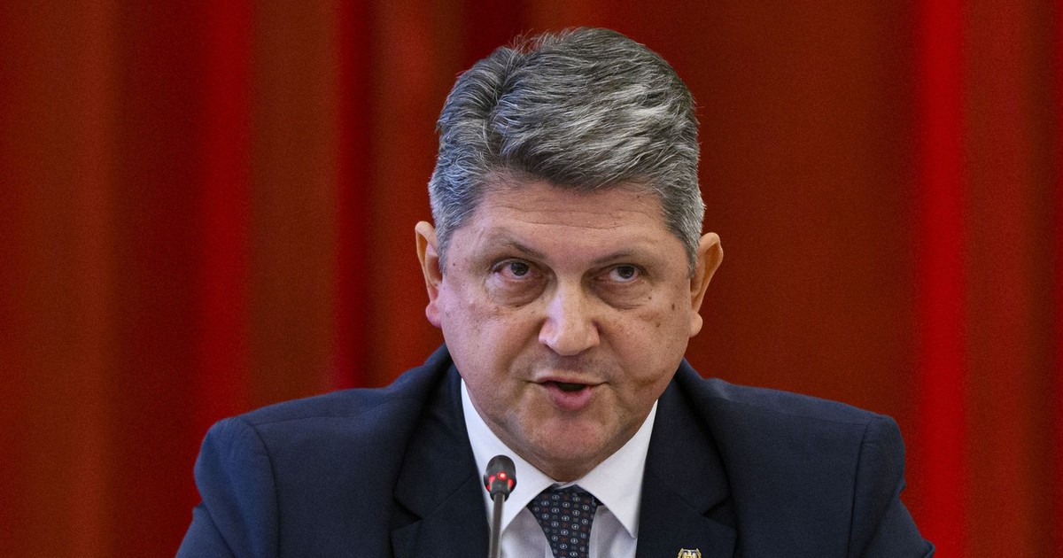 Titus Corlățean s-a retras din cursa pentru șefia PSD