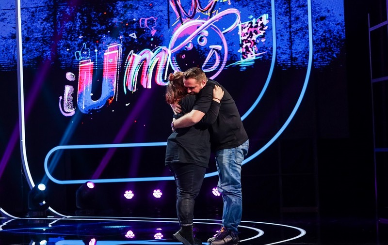 Jurații „iUmor”, impresionați de povestea unei concurente: „Am văzut-o la știri! Mi-era greu să cred că este în fața mea”
