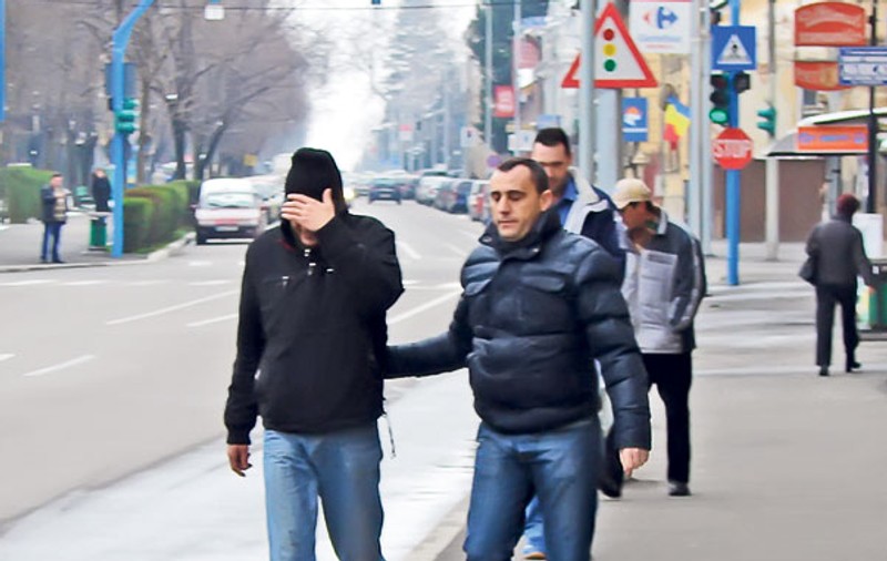 O reţea de doctori din Bucureşti a fraudat asigurările de sănătate cu 500.000 €