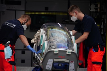 Aleksei Navalnîi, transferat la un spital din Berlin
