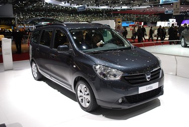 Rumunská Dacia představila na autosalonu v Ženevě velkoprostorový rodinný vůz Lodgy (na snímku ze 7. března).,Image: 670434115, License: Rights-managed, Restrictions: , Model Release: no