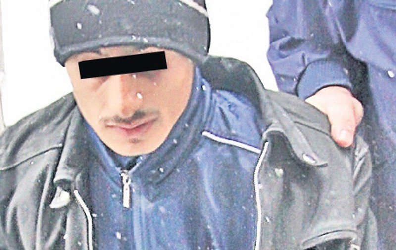 Acest monstru a batjocorit o fetiţă de 4 ani!