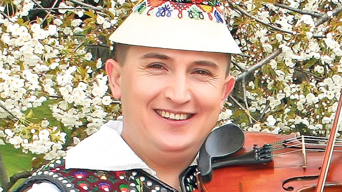 Lupu Rednic și-a aniversat ziua de naștere. A primit un tort cu subînțeles | FOTO