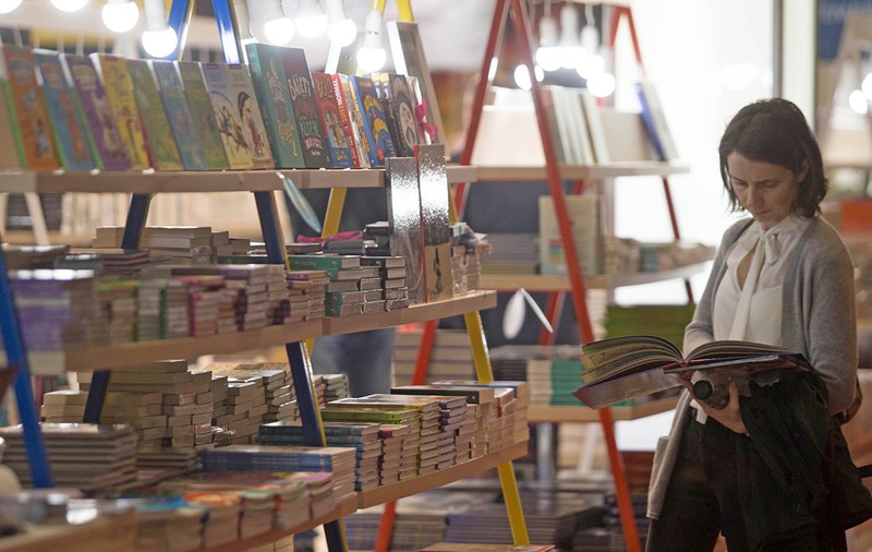 Cartea în pandemie. Cum să-ți priască lectura când știi că mai ai 150 de lei pe card?