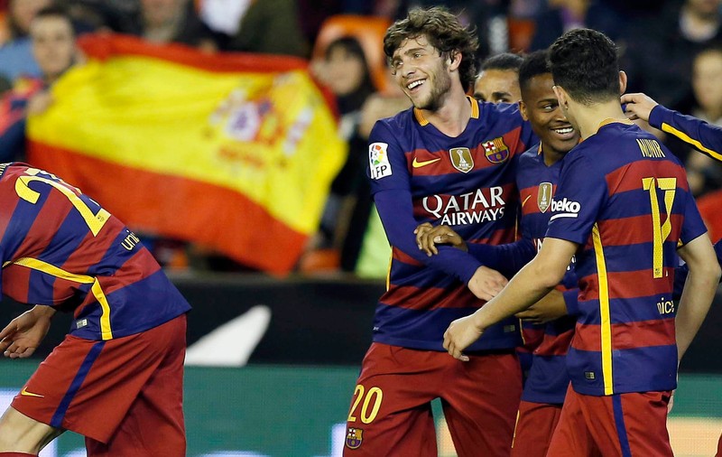 Barcelona - Sevilla, finala Cupei Spaniei. În Franța, PSG a măturat cu Lyon
