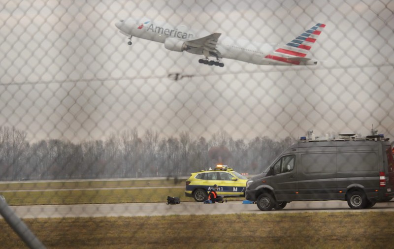 Lufthansa cere despăgubiri de 740.000 de euro de la activiștii de mediu care au blocat în vară traficul pe aeroporturile germane
