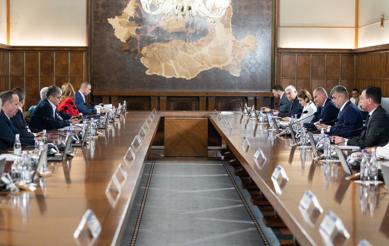 Guvernul a aprobat rectificarea bugetară care urcă deficitul bugetar la 6,9% din PIB. Sindicaliștii: Ce ne așteaptă în 2025?
