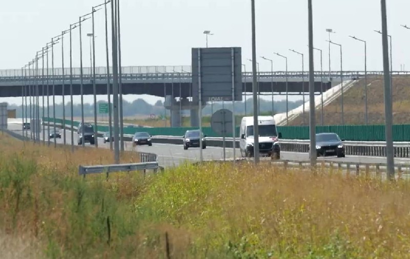 Autostrada Moldovei A7: 286 de kilometri în două ore și 11 minute, de la București la Bacău, dar nu există benzinării sau spații de servicii