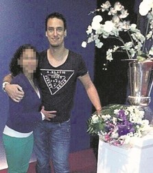 Johannes Visscher și logodnica, după ce a cerut-o în căsătorie, într-o emisiune TV