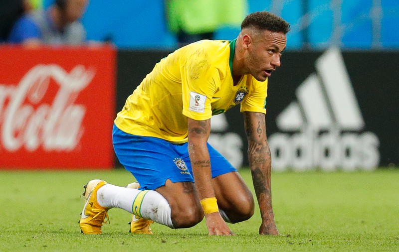 Neymar, criticat de Marco van Basten: ”Este prea mult teatru”