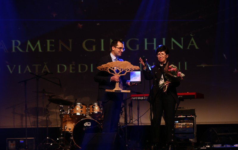 FOTO&VIDEO/ Câștigătoarele Galei Femeia Anului 2017. Revista Avantaje a prezentat publicului femei obișnuite cu povești neobișnuite