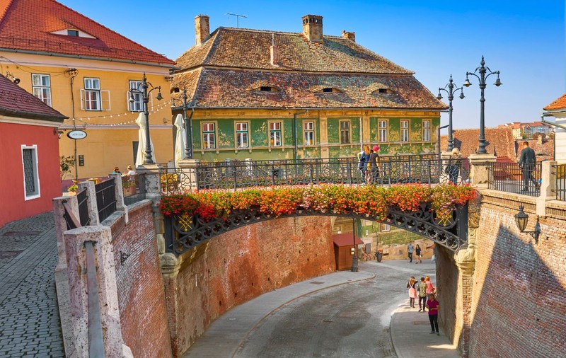 Sibiu, locul 5 în topul destinațiilor turistice din Europa, în 2021. A devansat Parisul, dar și Viena, clasată abia pe locul 18!