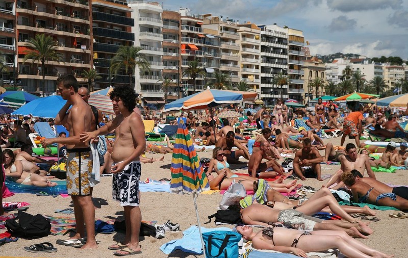 Peste 130.000 de turişti weekend-ul trecut pe litoral