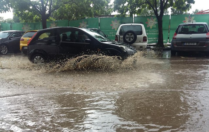Cod galben de averse în Ilfov și alte 13 județe. Vreme instabilă, cu vânt și ploi abundente