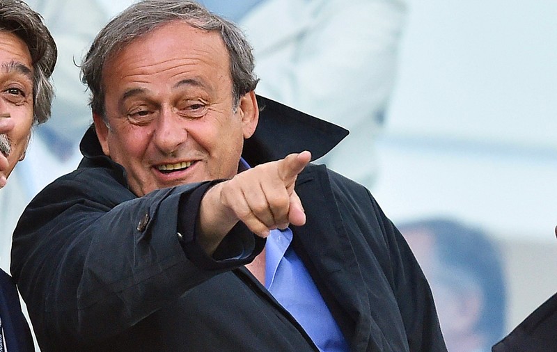 Michel Platini revine în fotbal după ce a fost exonerat de acuzații de către justiția elvețiană. Reacția FIFA
