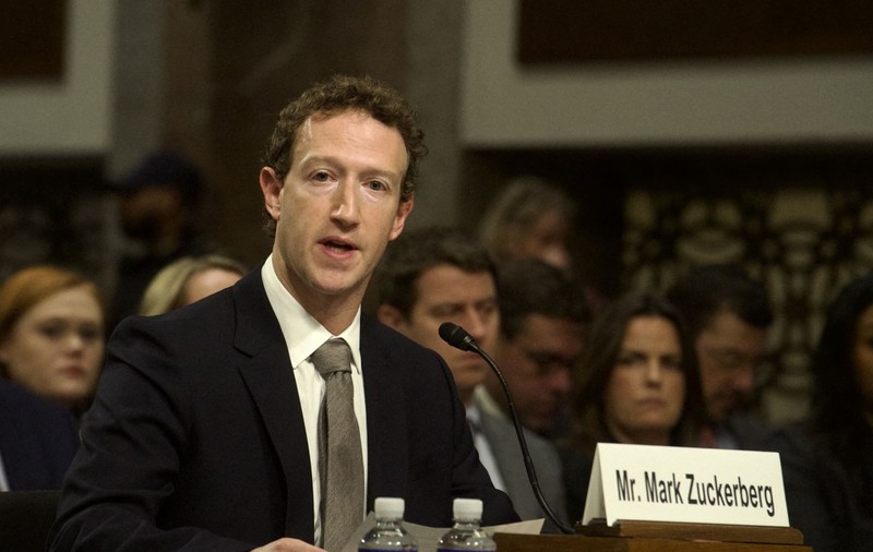 Facebook a împlinit 20 de ani. Povestea aplicaţiei create de Mark Zuckerberg care a schimbat lumea