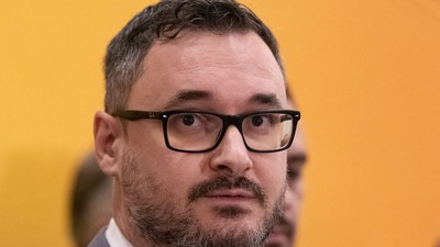 Dan Tanasă este deputat AUR și purtător de cuvânt al partidului condus de George Simion