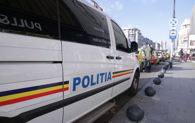 Doi octogenari au provocat un accident, în Botoșani. Victima a traversat printr-un loc nepermis, fără să se asigure