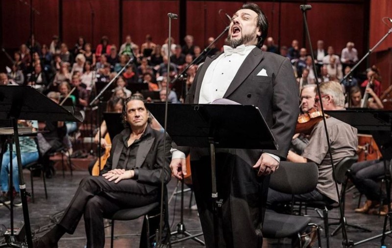„Baritonul care vine la repetiții în tricouri cu Star Wars!” Povestea fabuloasă a lui George Petean, vocea care încântă publicul de la München, New York și Londra