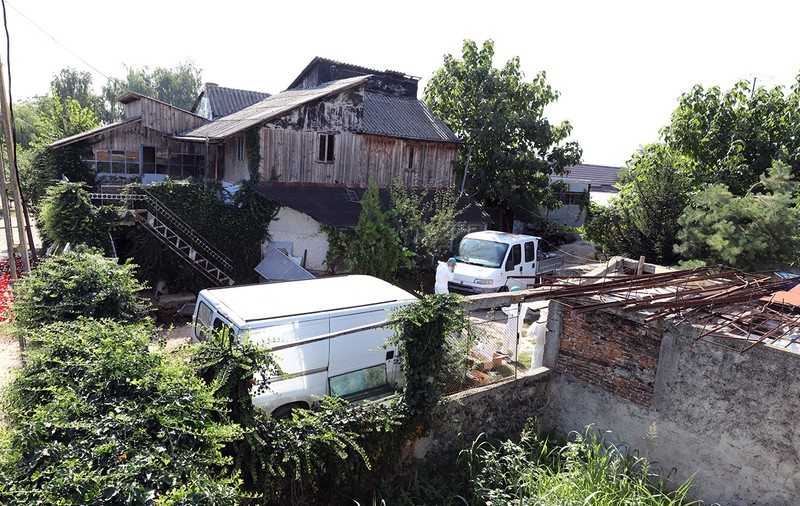 Procurorii DIICOT au continuat să scaneze casa lui Gheorghe Dincă după noi probe. Anchetatorii au cerut INML să expertizeze noi probe găsite în casa suspectului