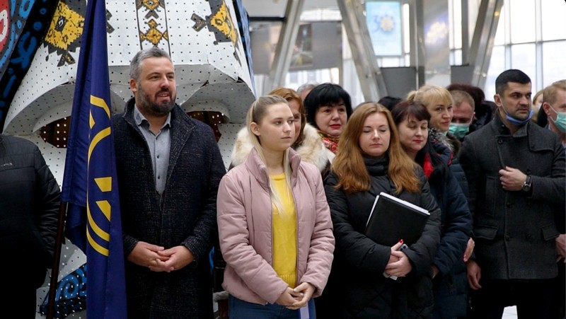 Angajații Căilor Ferate din Capitală au intonat imnul național al Ucrainei cu ocazia „Zilei Unității”, sărbătoare decretată de președintele Volodimir Zelenski