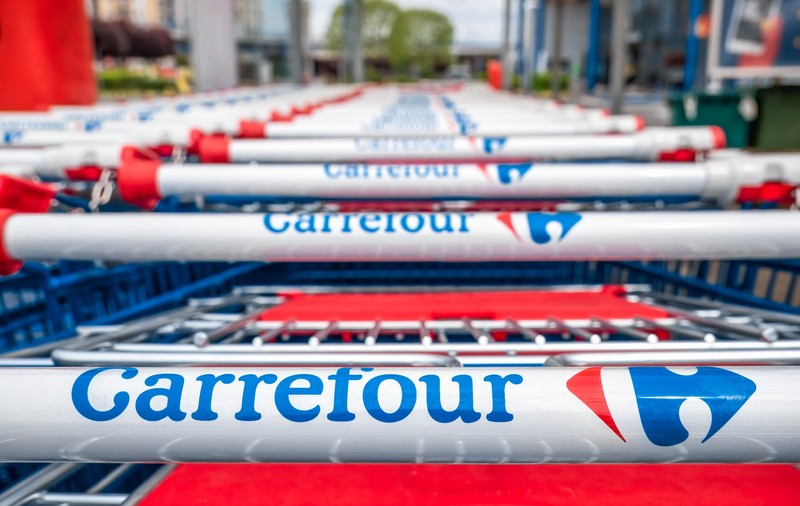 File de somon norvegian contaminat cu bacteria Listeria, retras din magazinele Carrefour