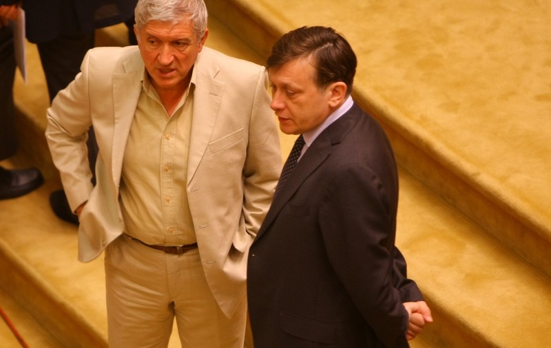 Crin Antonescu, DECIZIE SURPRINZĂTOARE, în legătură cu Mircea Diaconu