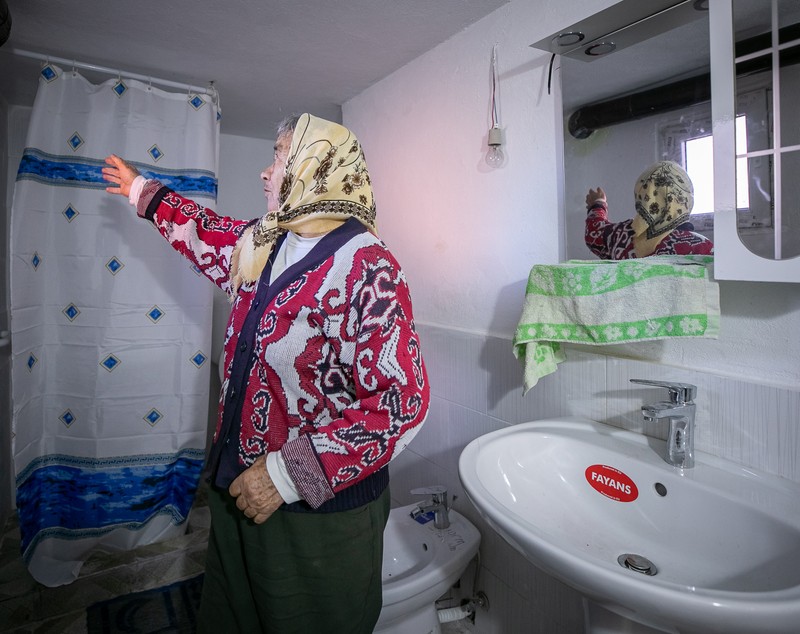 În plină critică națională la adresa medicilor, cum arată viața grea și scrisoarea emoționantă ale unui bătrân care le mulțumește doctorilor că i-au ținut moartea la ușă