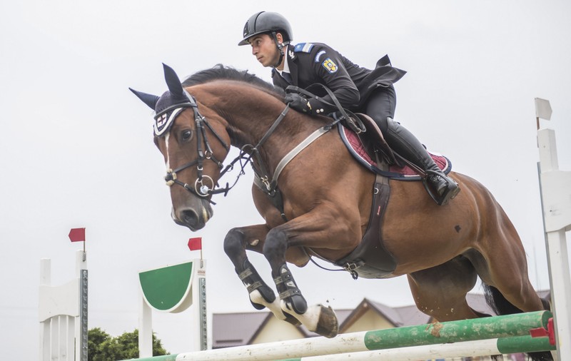 Finala Concursului Național de sărituri peste obstacole se ține la Equestria