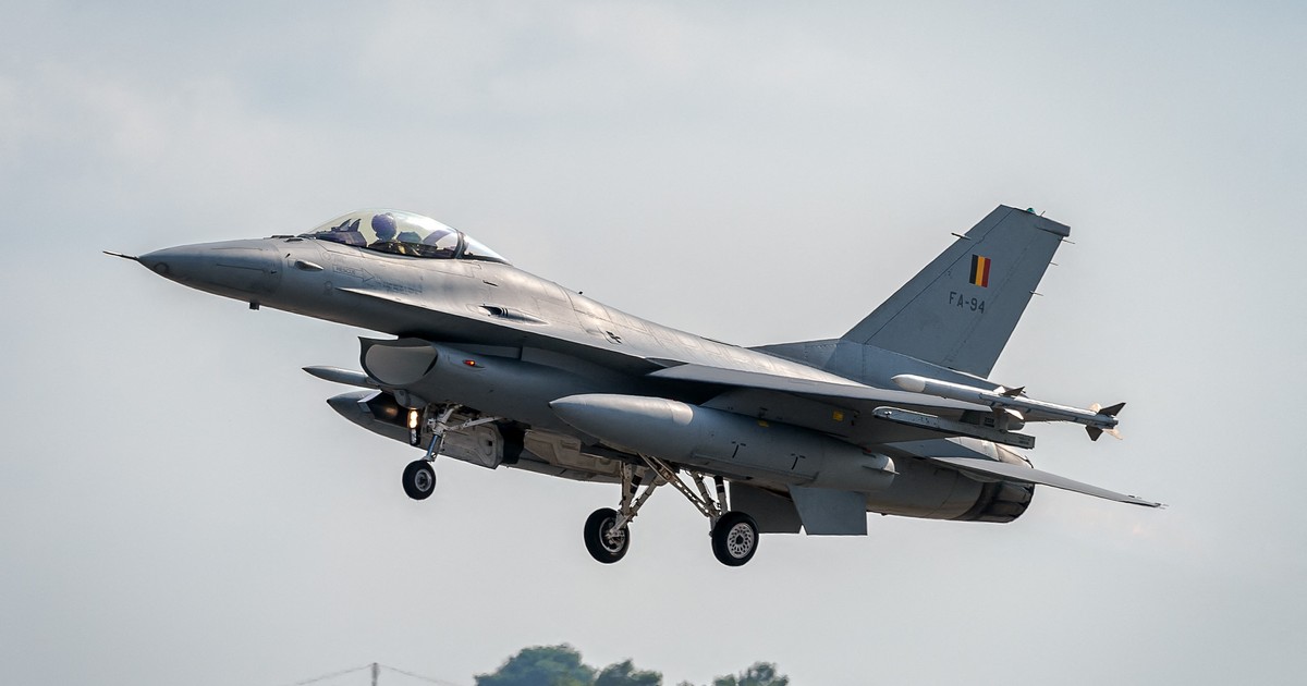 Avion F-16