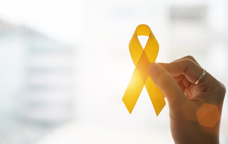 România se aprinde în portocaliu: Zeci de clădiri-simbol din țară, luminate în semn de solidaritate pentru bolnavii de cancer